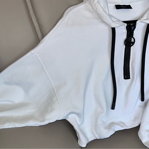 Diesel Chunky Half-zip Cropped Cotton Hoodie in white - Picture 8 of 10